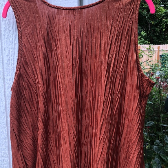 Susan Graver crinkle tank top 1X - Picture 4 of 4